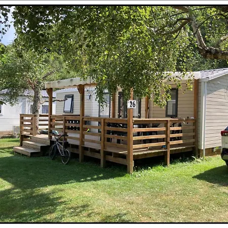 Happy Pyrenees Kamp alanı