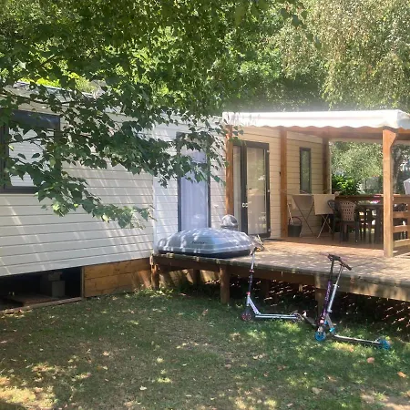 Happy Pyrenees Saligos