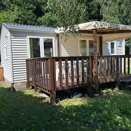 Happy Pyrenees Kamp alanı Saligos