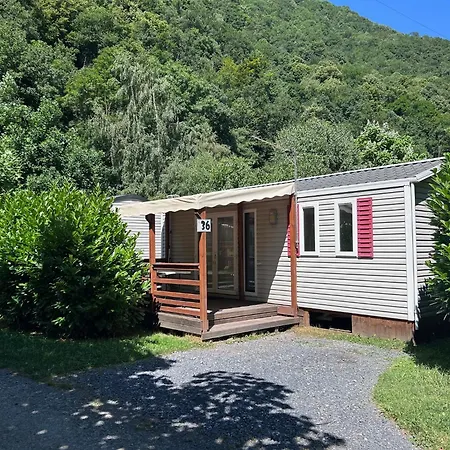 Happy Pyrenees Kamp alanı