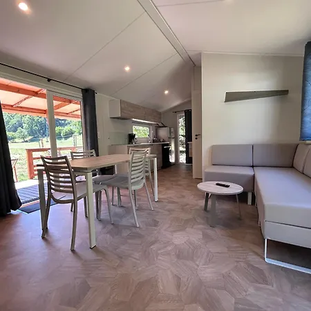 Happy Pyrenees Saligos