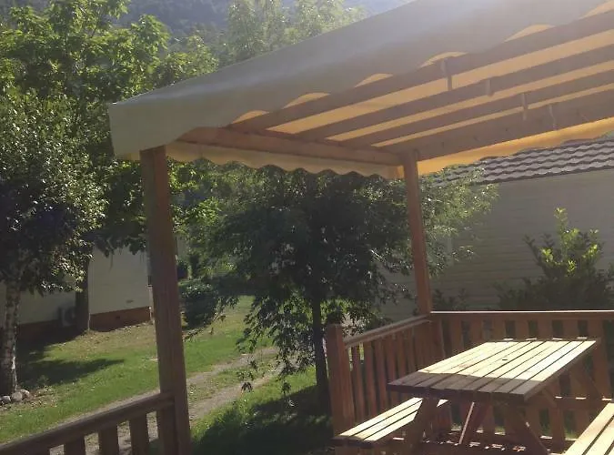 Happy Pyrénées 2* Saligos